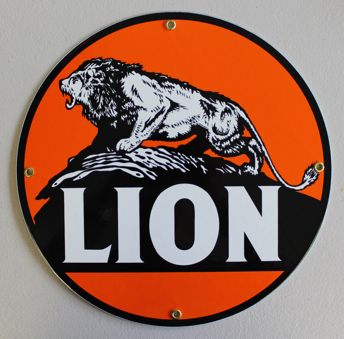 Pergl Signs LION Porcelain Sign — PERGL